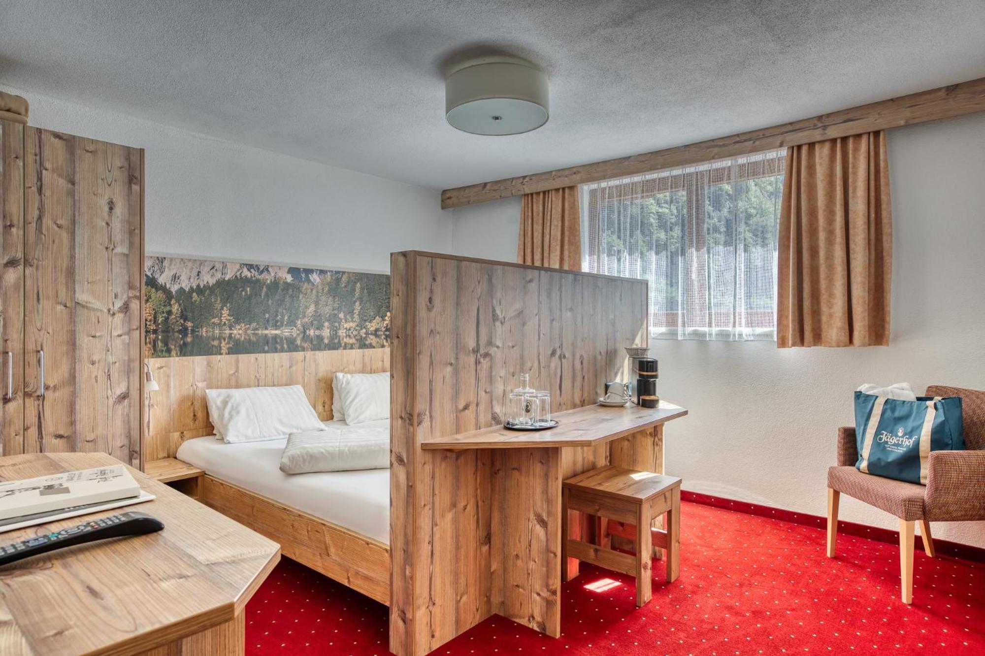 Jägerhof 3*
