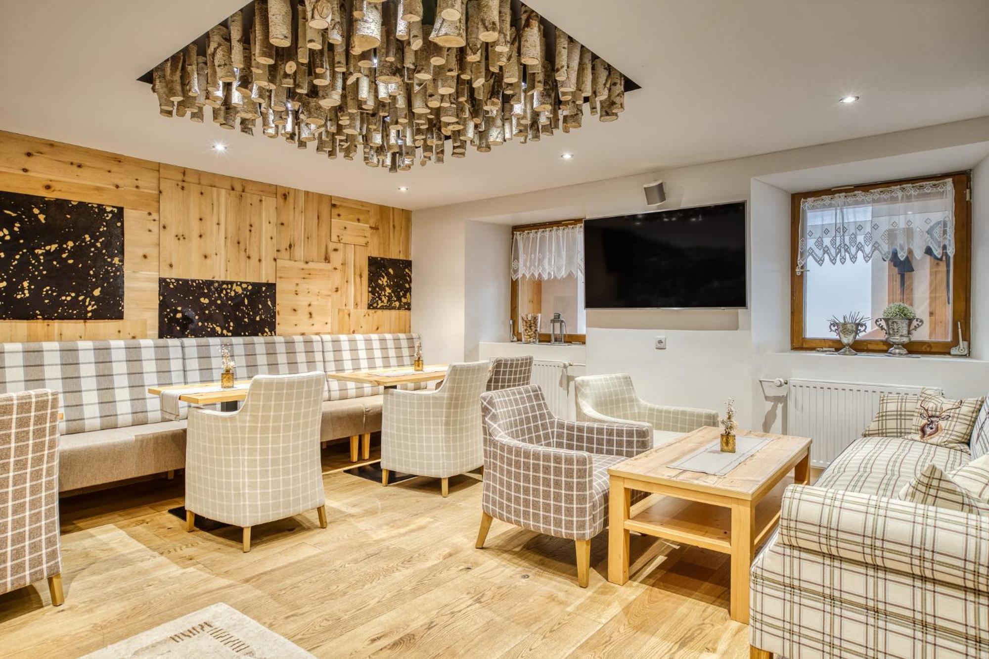 Jaegerhof Hotel 3*